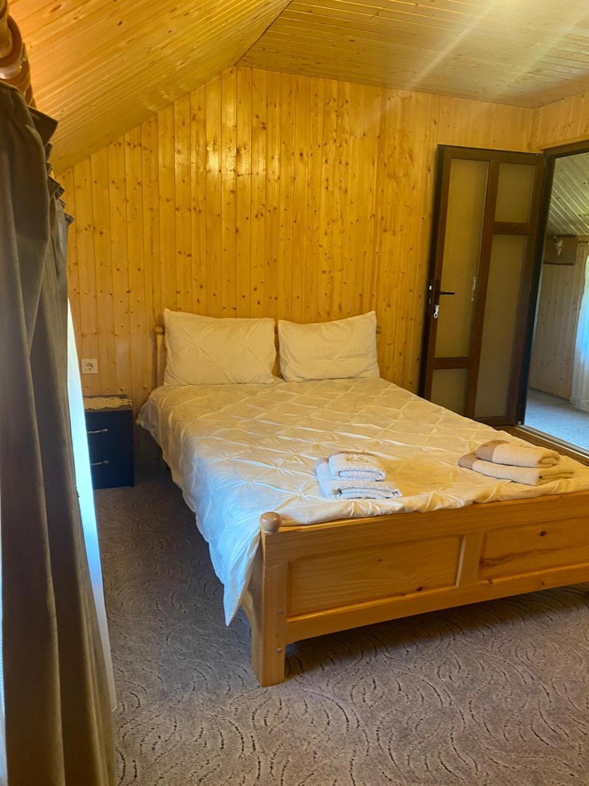 Casa Prundari Nicu Si Mirela Hotel Poiana Teiului ภายนอก รูปภาพ